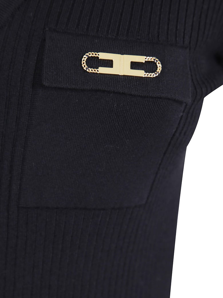 i wear a ribbed sweater with a pocket by Selfnex