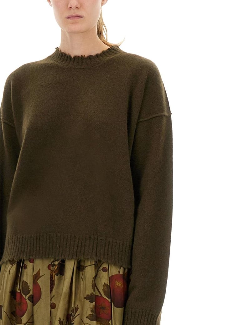cashmere sweater with bangs by Selfnex