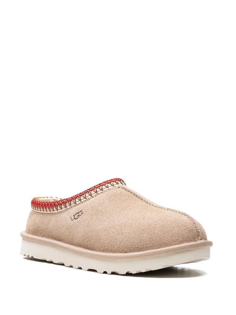 w tasman slippers by Selfnex