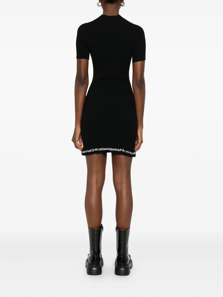 ribbed short-sleeve fitted dress by Selfnex