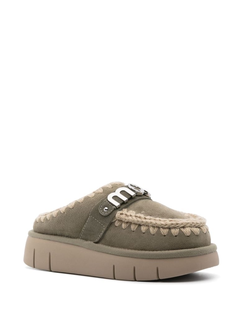 bounce clog slippers by Selfnex