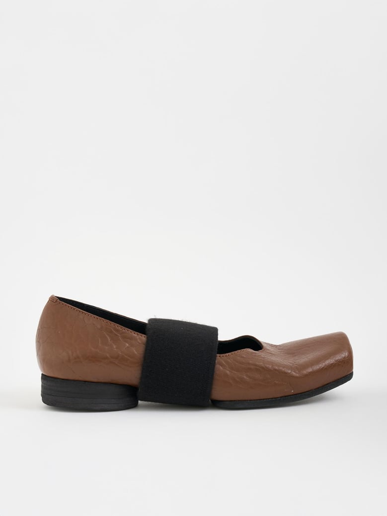 leather strap ballerina by Selfnex