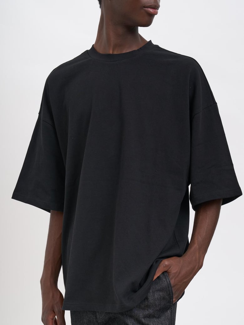 heavy boxy tee black sweatshirt by Selfnex