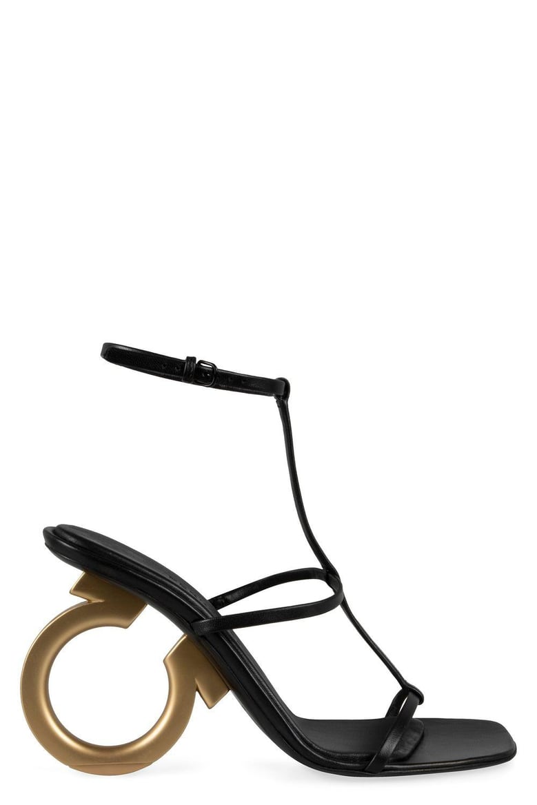 elina leather sandals by Selfnex