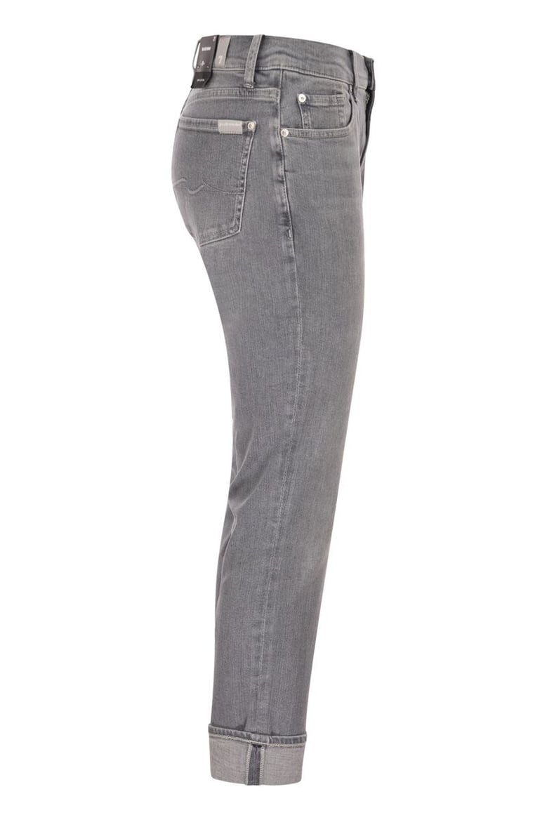 relaxed skinny - medium waist boyfriend jeans by Selfnex