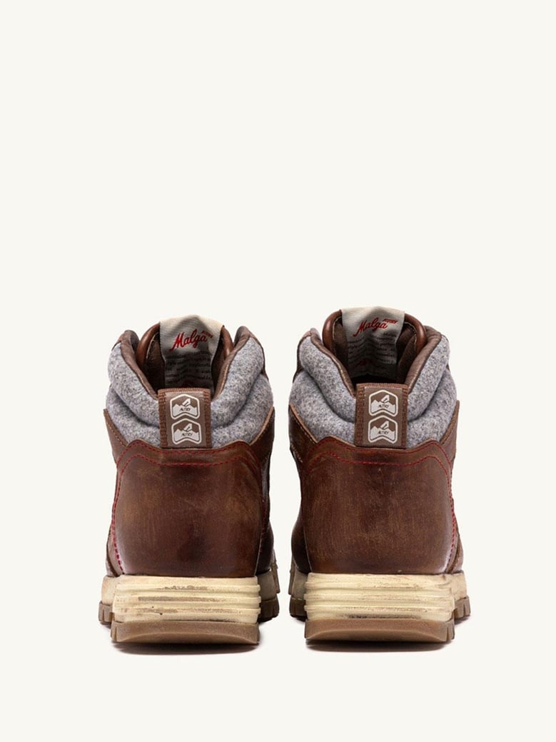 malga pedula hiking boots in natural leather and grey fabric by Selfnex