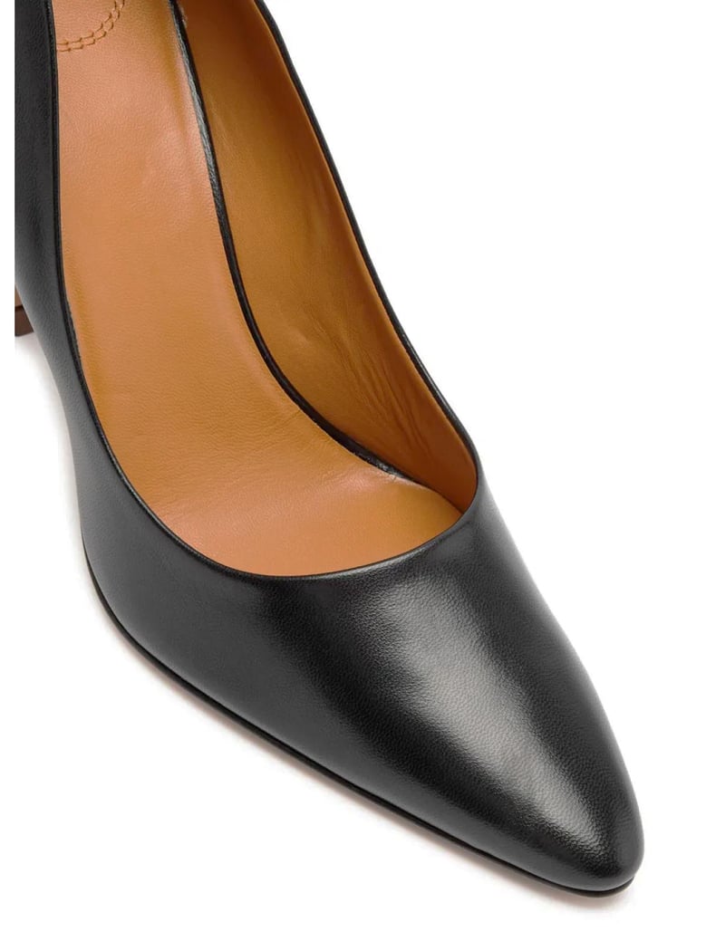 oli 80 pointed toe pumps by Selfnex