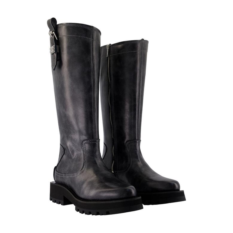 studs vintage boots by Selfnex