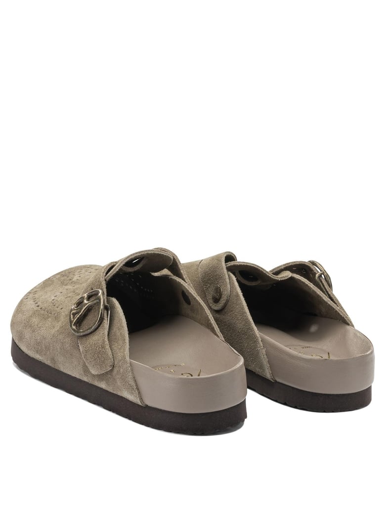 clog sabot by Selfnex