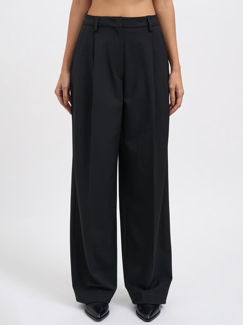 axel trousers by Selfnex