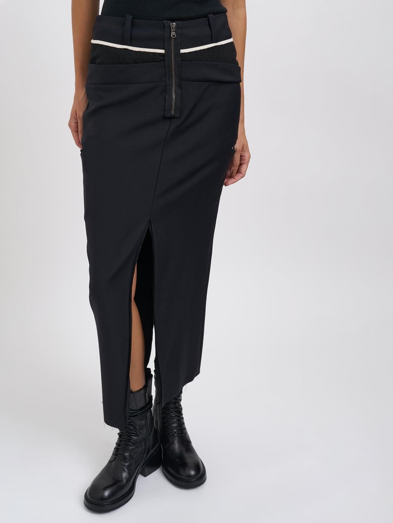 skirt with belt by Selfnex
