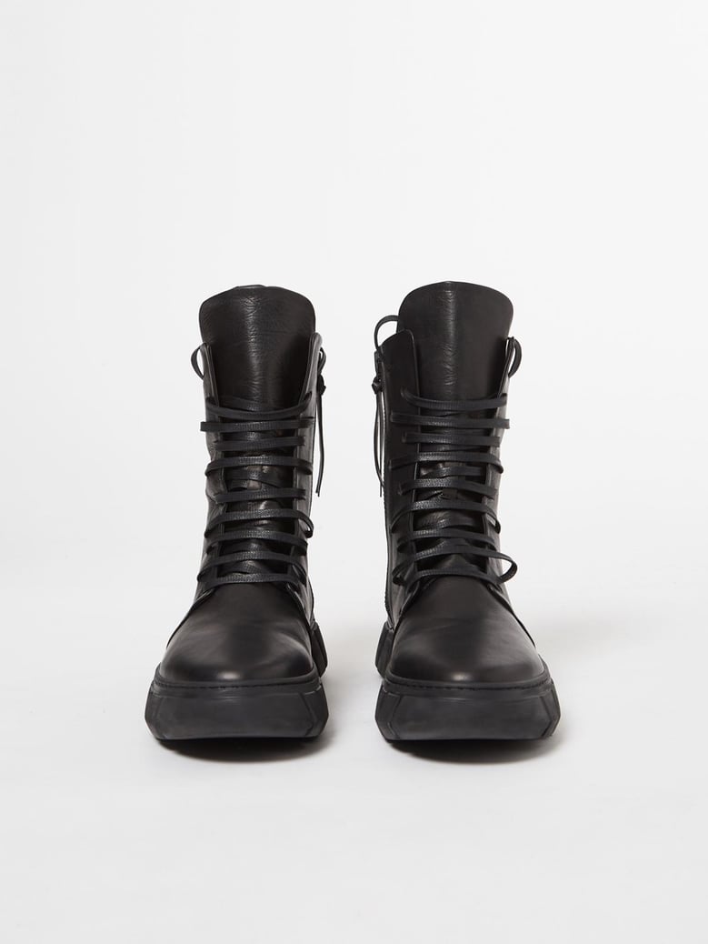 speedy return leather ankle boot by Selfnex