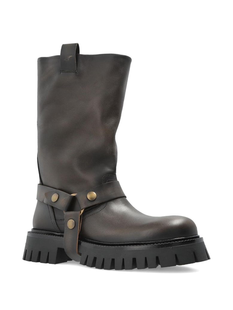 flat ankle boots by Selfnex
