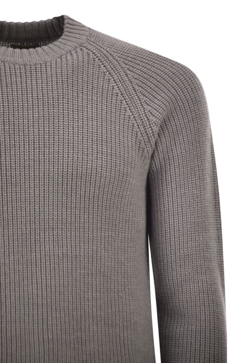 rebel crew neck sweater by Selfnex