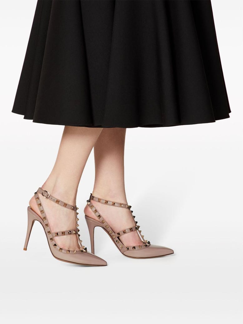 rockstud patent leather pumps by Selfnex