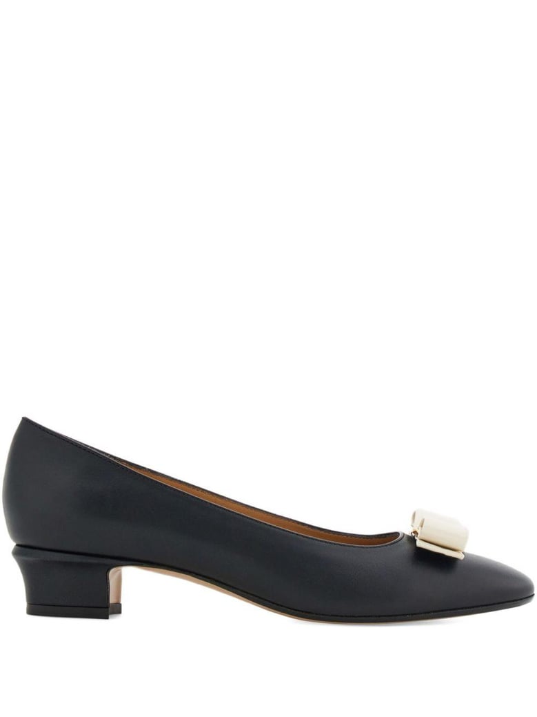 vara leather pumps by Selfnex