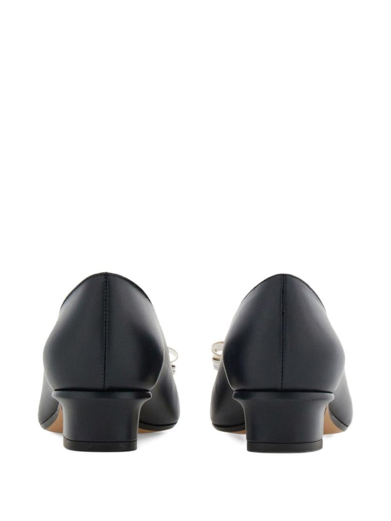 vara leather pumps by Selfnex