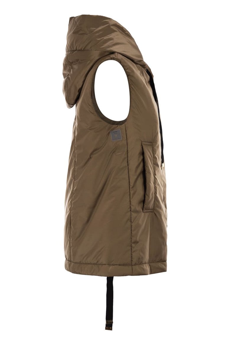 greengo - sleeveless in drip-proof technical fabric by Selfnex