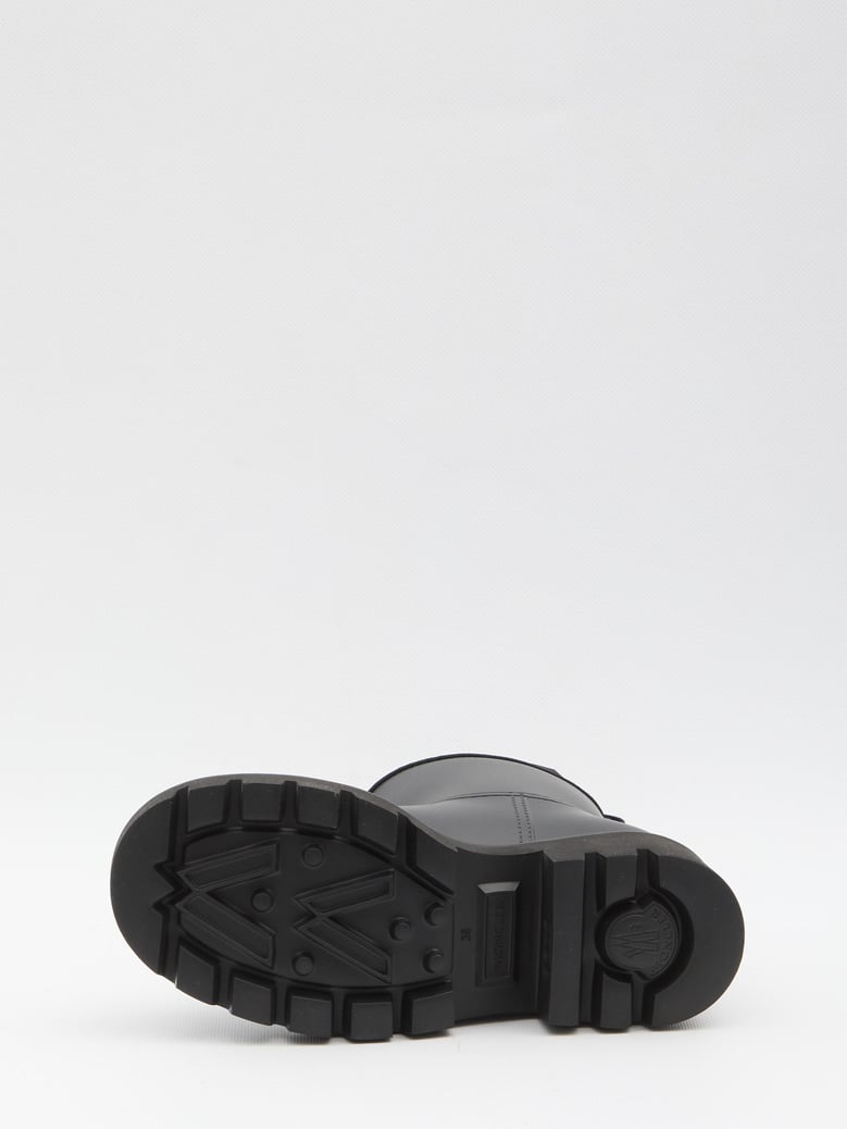 kickstream rain boots by Selfnex
