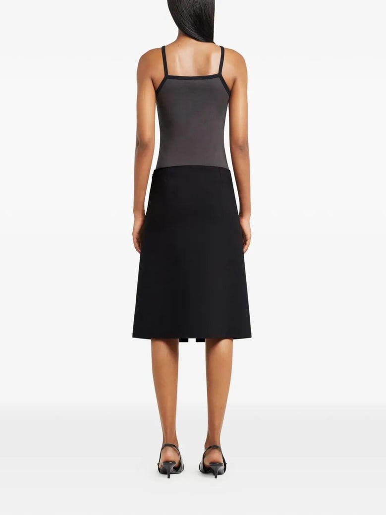 contrast tank top by Selfnex