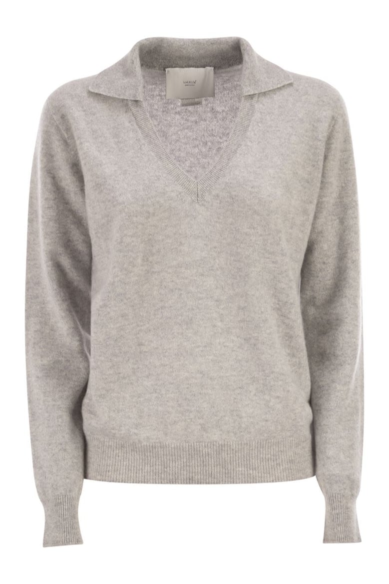 patty - v-neck jumper with polo collar by Selfnex