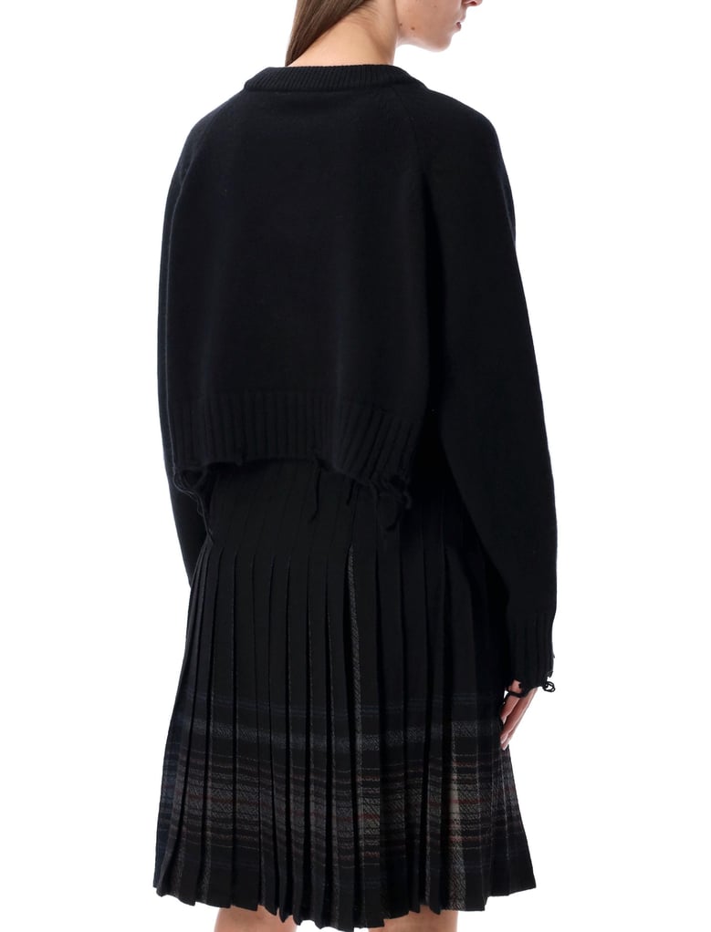 low classic damaged wool blend cropped pullover black by Selfnex