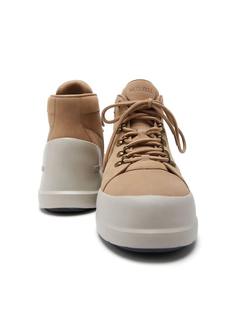 luna trek mid nubuck boots by Selfnex