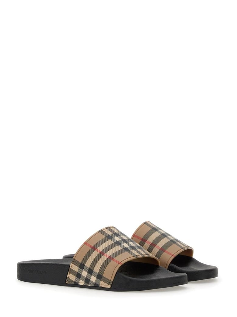 sandal slide by Selfnex