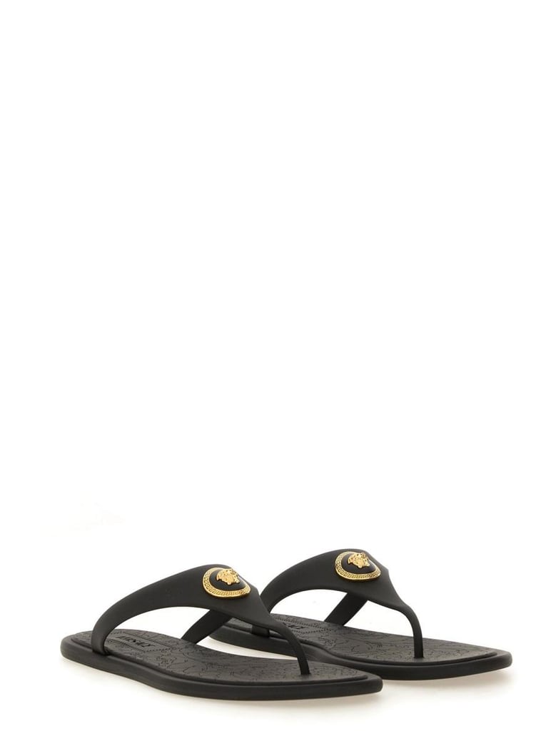 alia slides rubber by Selfnex