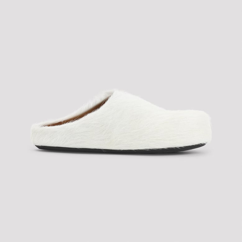 natural white calf hair fussbett mules by Selfnex