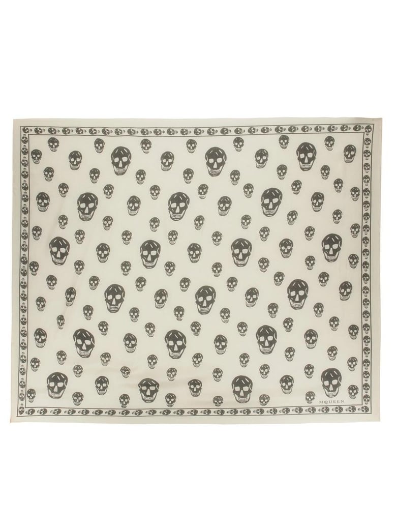 skull scarf by Selfnex