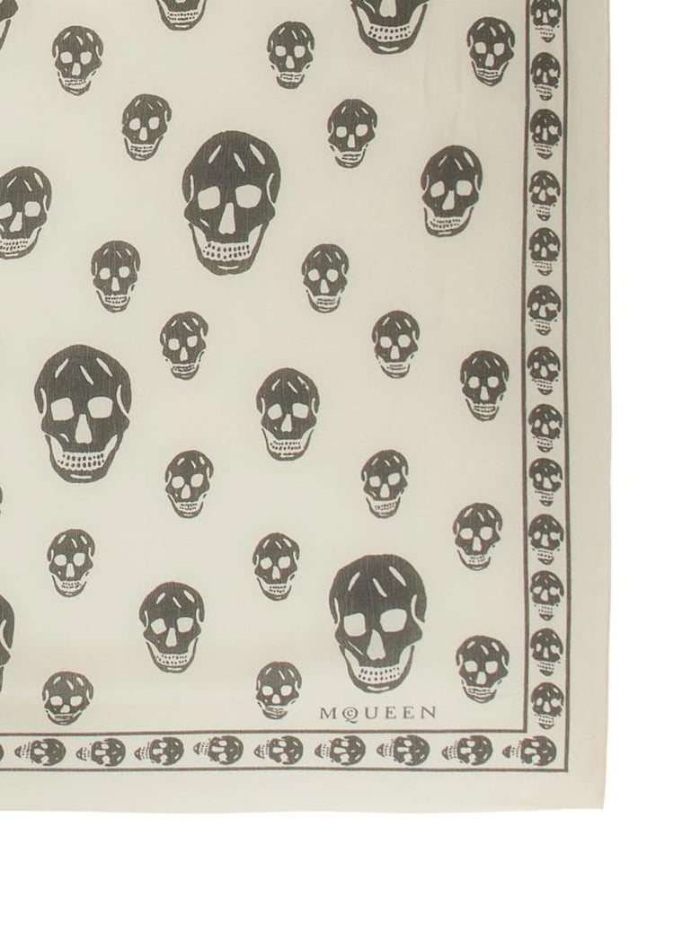 skull scarf by Selfnex