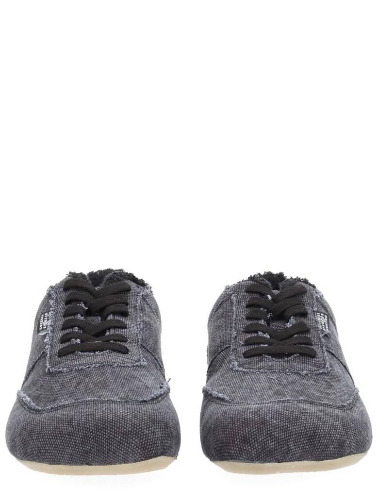 black cotton sneaker by Selfnex