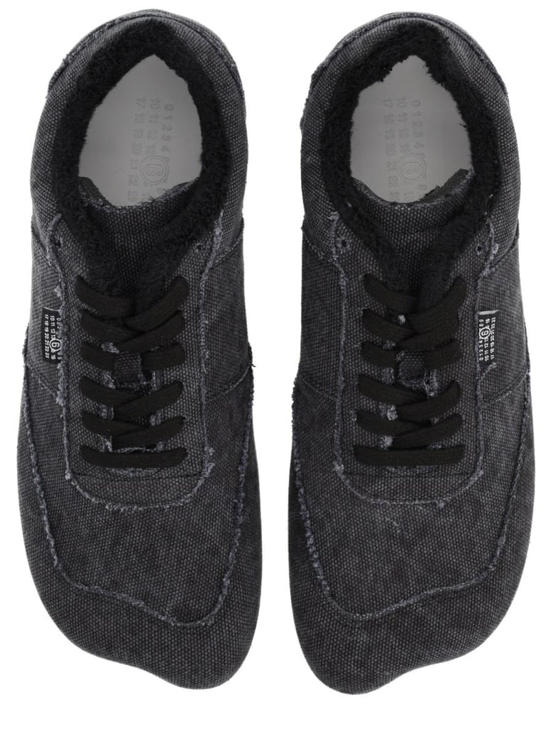 black cotton sneaker by Selfnex