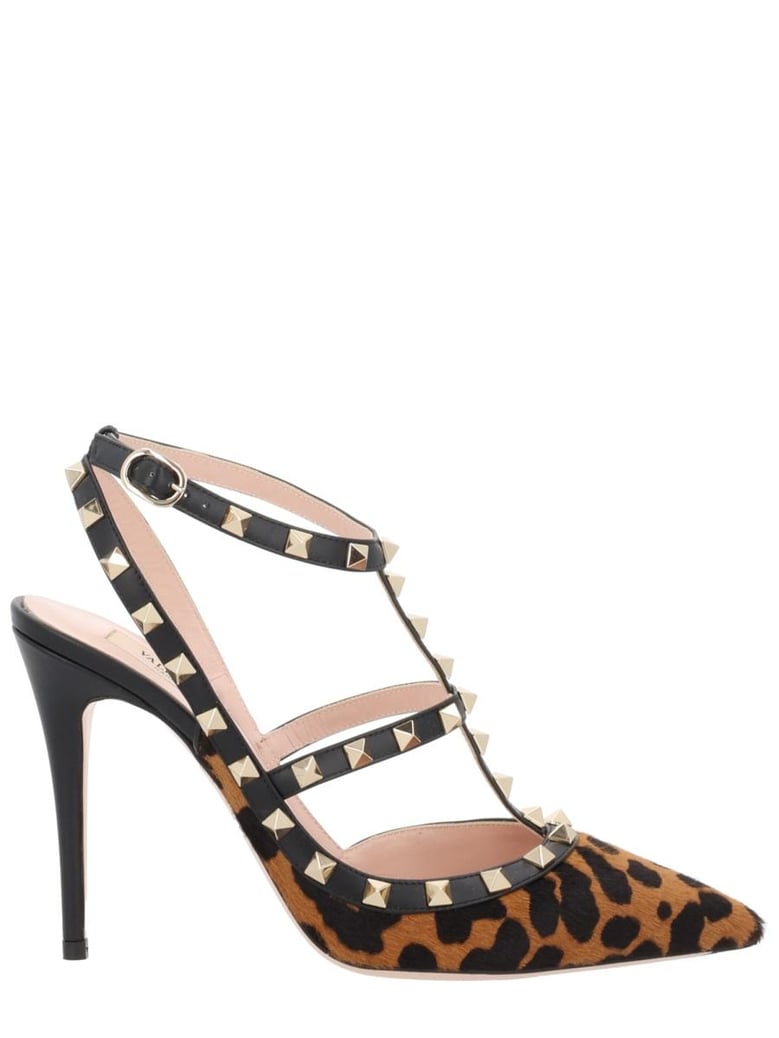 rockstud pumps by Selfnex
