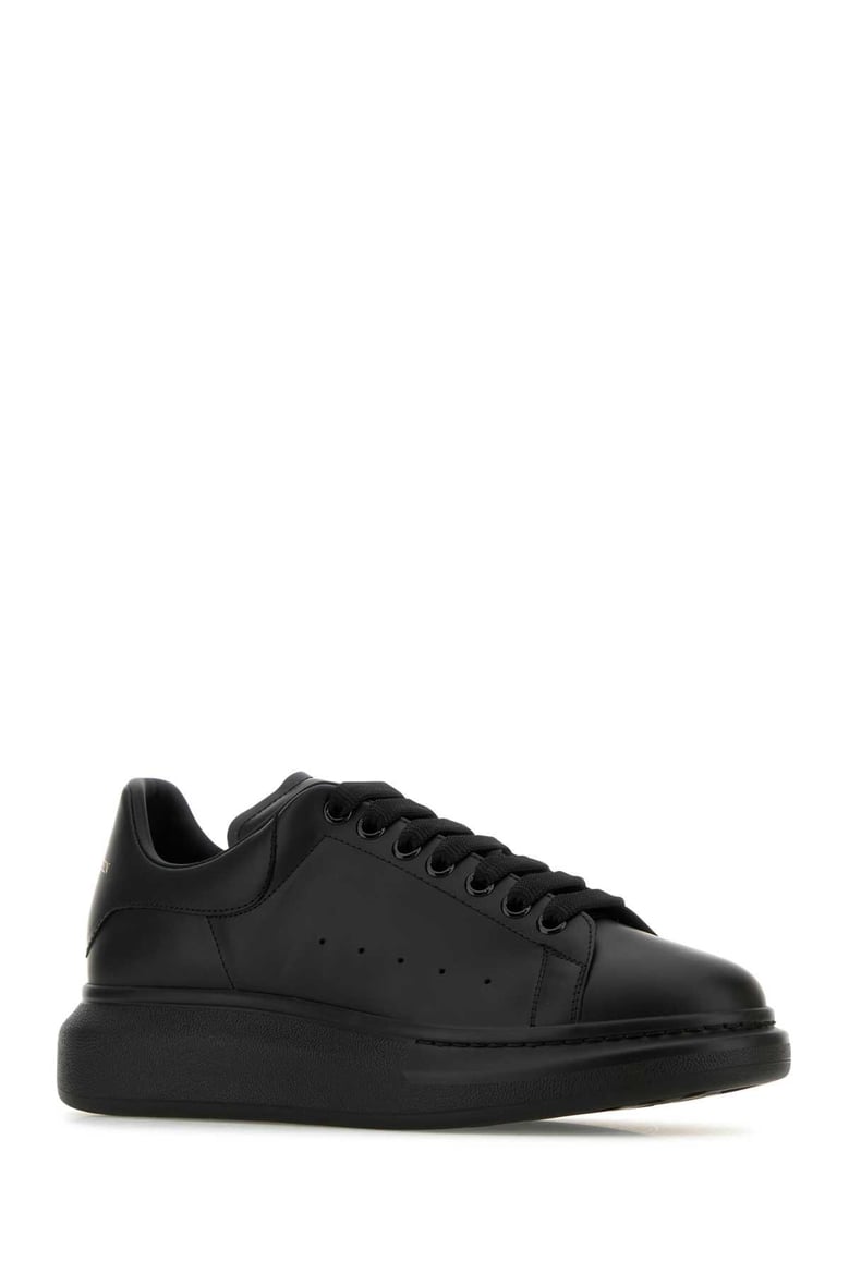 sneaker oversize black by Selfnex