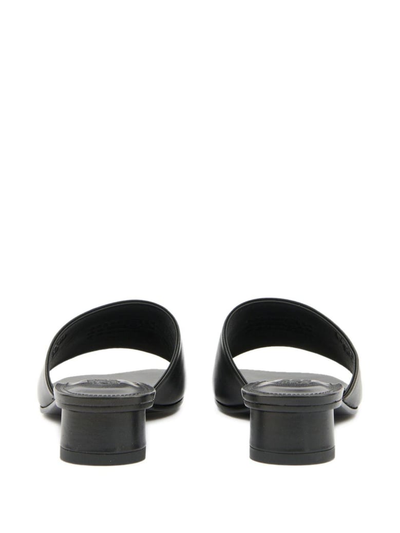 black anatomic sandals with low heel by Selfnex