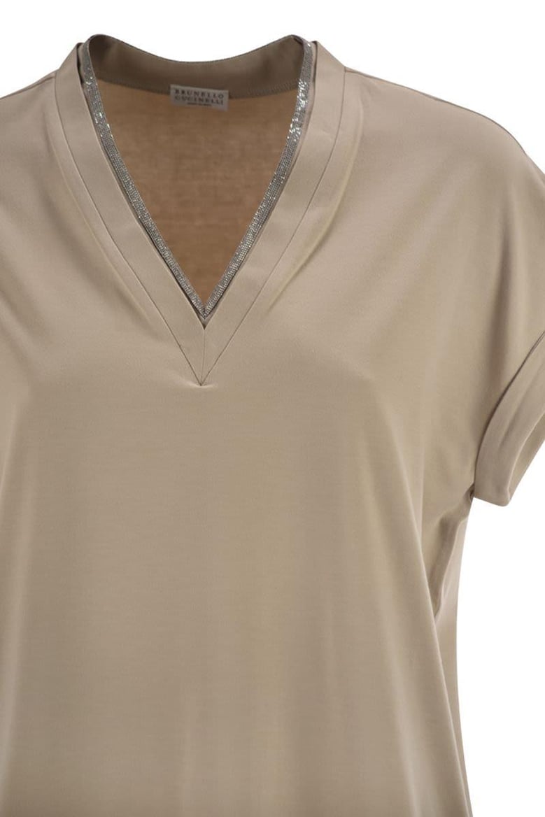 stretch cotton jersey t-shirt with precious neckline by Selfnex