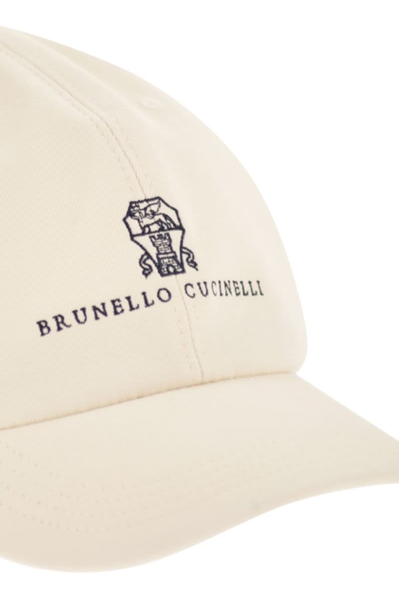 baseball cap in garment-dyed twisted cotton gabardine with embroidered logo by Selfnex