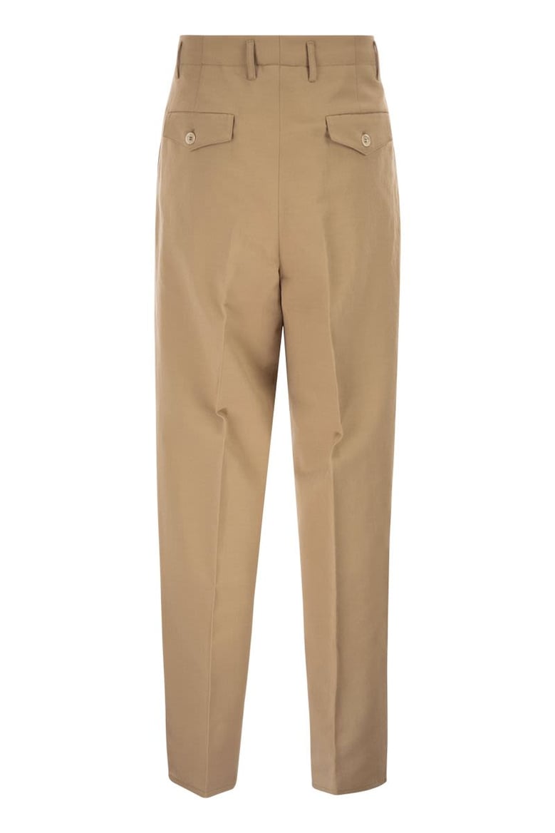 tailored trousers in cotton and linen with pleats by Selfnex