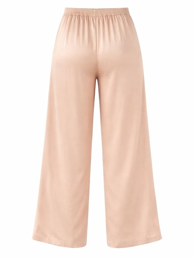 pants with elastic band by Selfnex