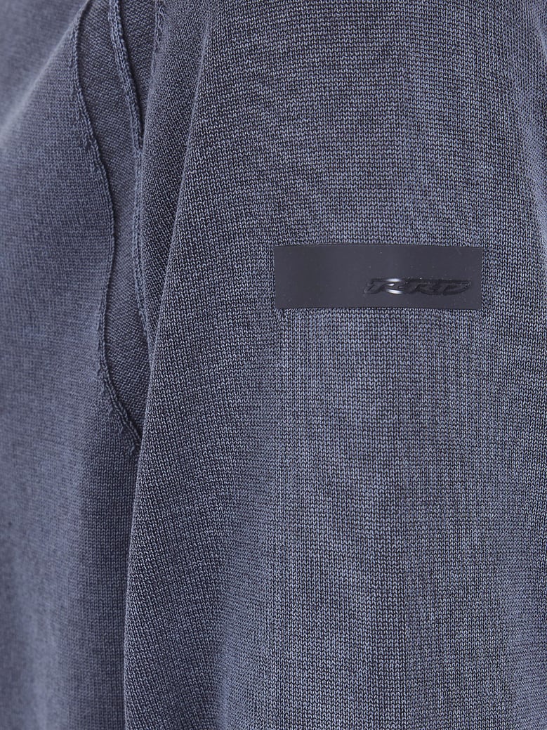 techno wash round neck 14 knit sweater by Selfnex