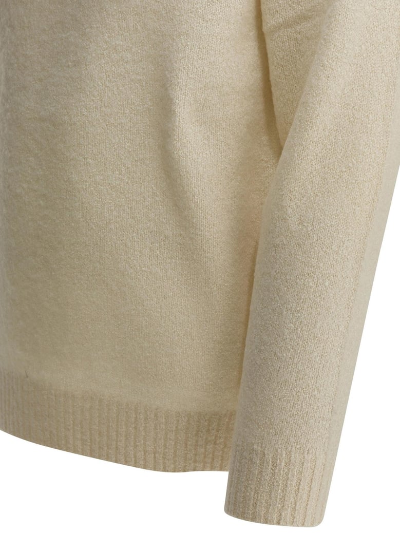 white cashmere silk knitwear by Selfnex