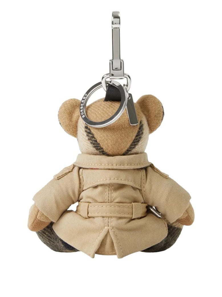 cashmere burberry keyring by Selfnex