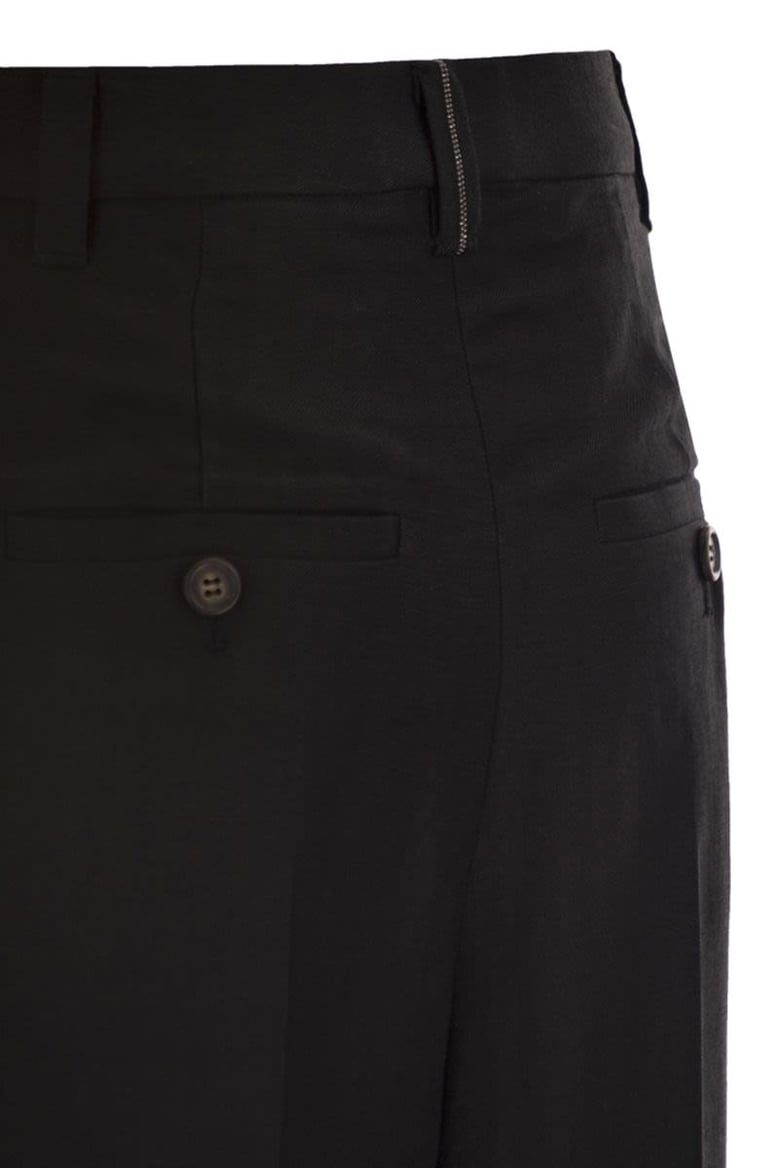 tailored trousers in fluid viscose and linen twill with double pleats by Selfnex
