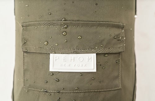 bowery raincoat - green by Selfnex