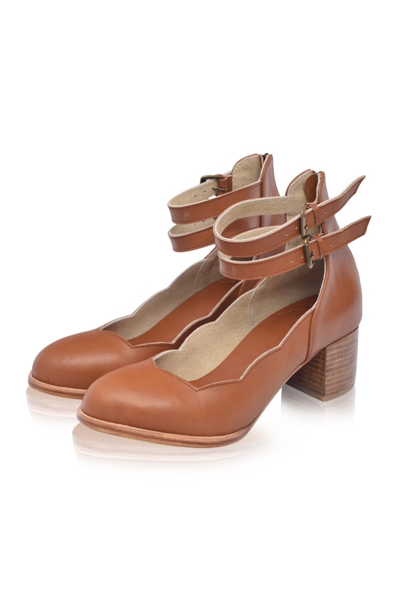 lily valley scalloped leather heels by Selfnex