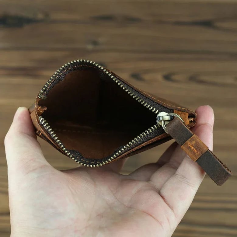 the cael | handmade leather coin purse with zipper by Selfnex