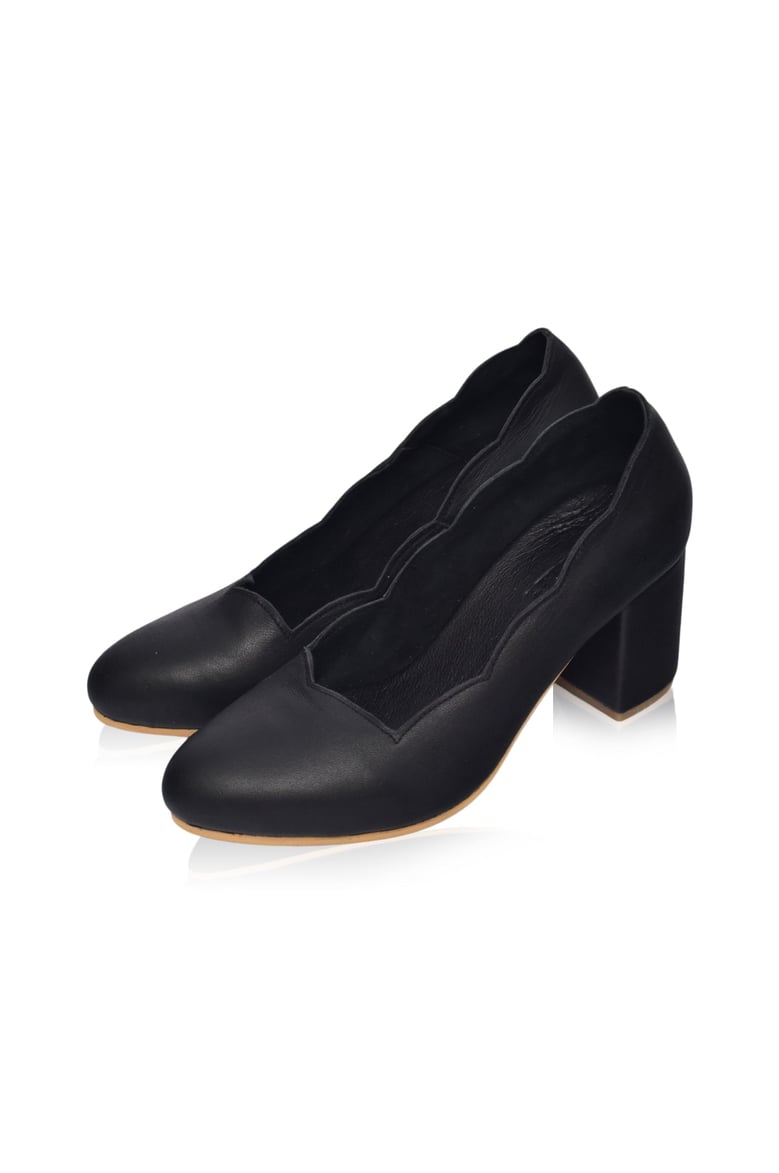 alia classic leather heels by Selfnex