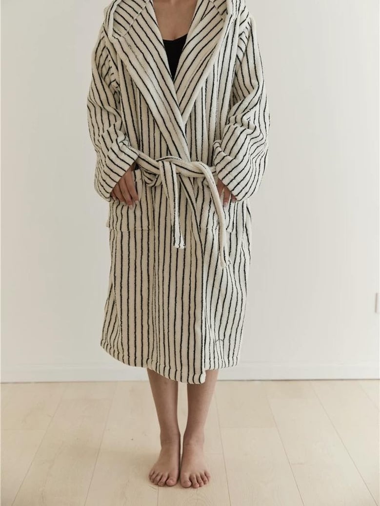 retro 100% organic long-stapled cotton hooded stripe bath robe by Selfnex